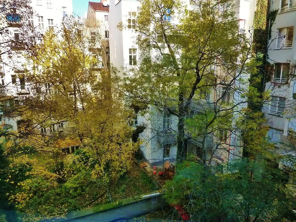 Strohgasse Apartment Vienna